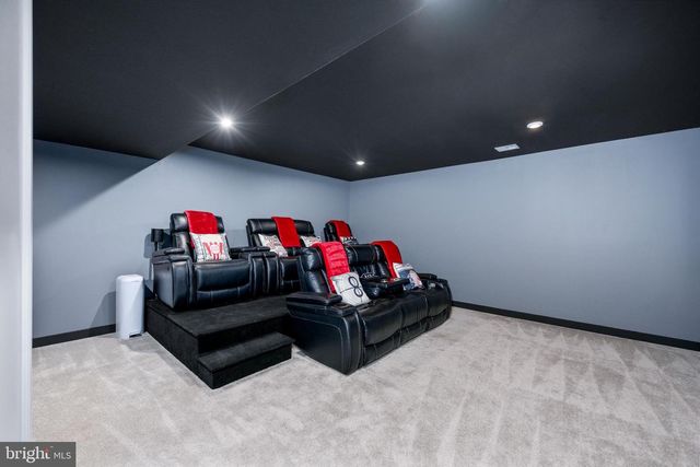 112 LAKE BLUFF COURT, Fredericksburg, VA 22406