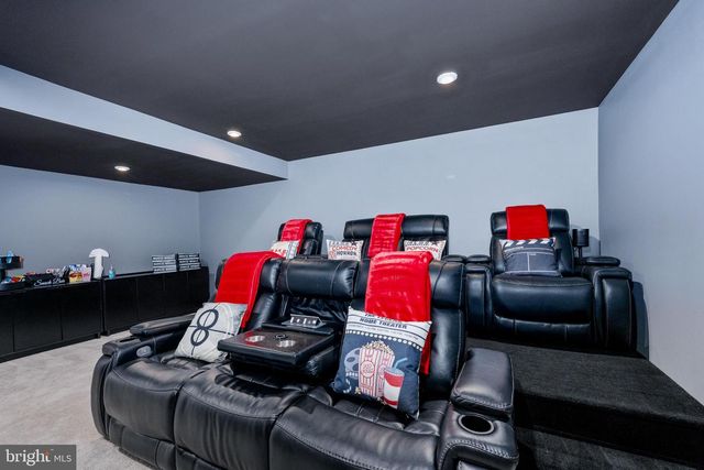 112 LAKE BLUFF COURT, Fredericksburg, VA 22406