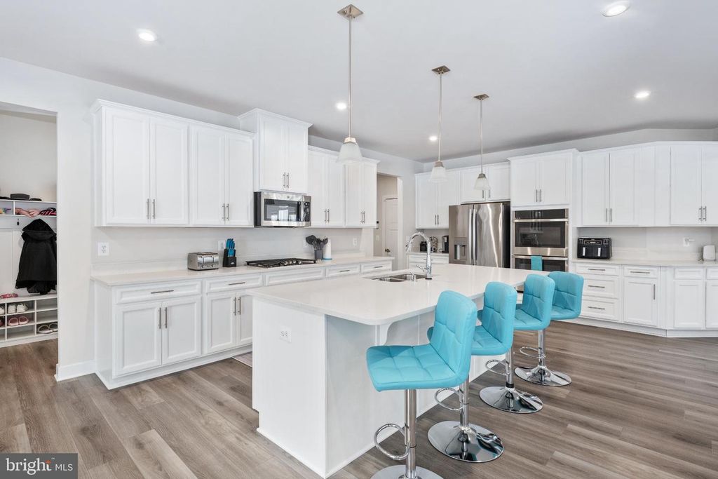 112 LAKE BLUFF COURT, Fredericksburg, VA 22406