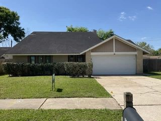 16014 Logan Rock Road, Houston, TX 77489