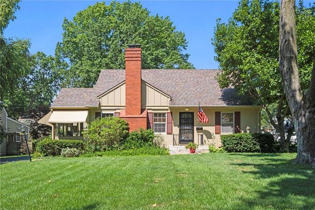 5324 Fairway Road, Fairway, KS 66205