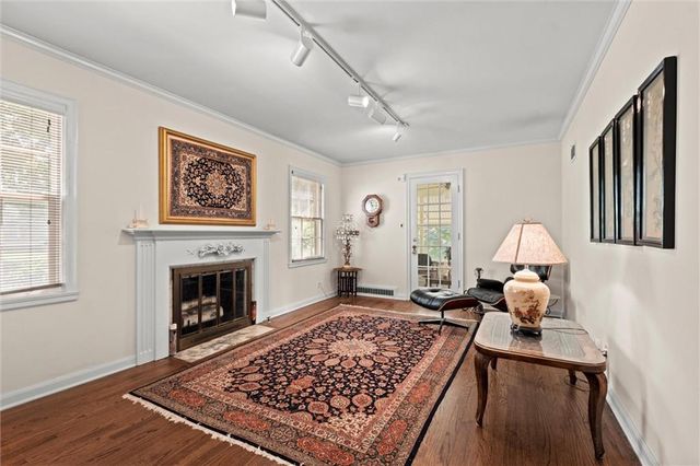 5324 Fairway Road, Fairway, KS 66205