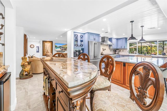 14261 PASSAGE WAY, Seminole, FL 33776