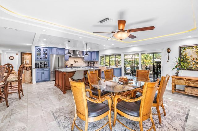 14261 PASSAGE WAY, Seminole, FL 33776