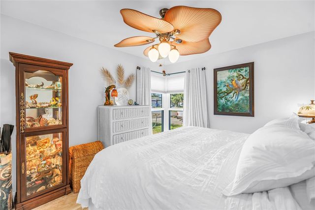 14261 PASSAGE WAY, Seminole, FL 33776