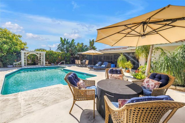 14261 PASSAGE WAY, Seminole, FL 33776