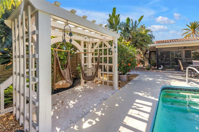14261 PASSAGE WAY, Seminole, FL 33776