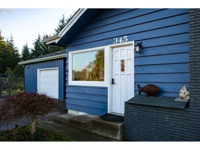 345 S CRESTLINE Dr, Waldport, OR 97394