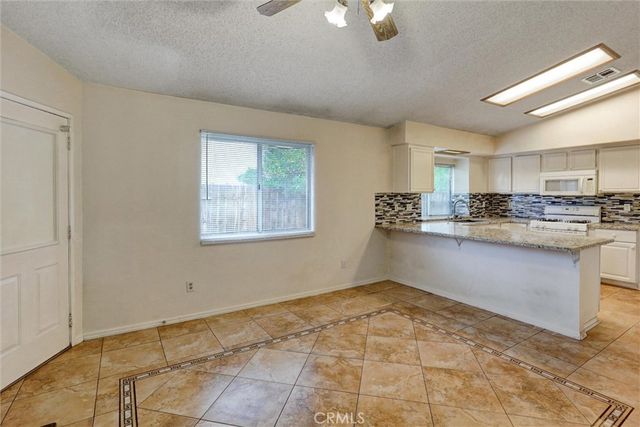 2627 E Avenue Q15, Palmdale, CA 93550