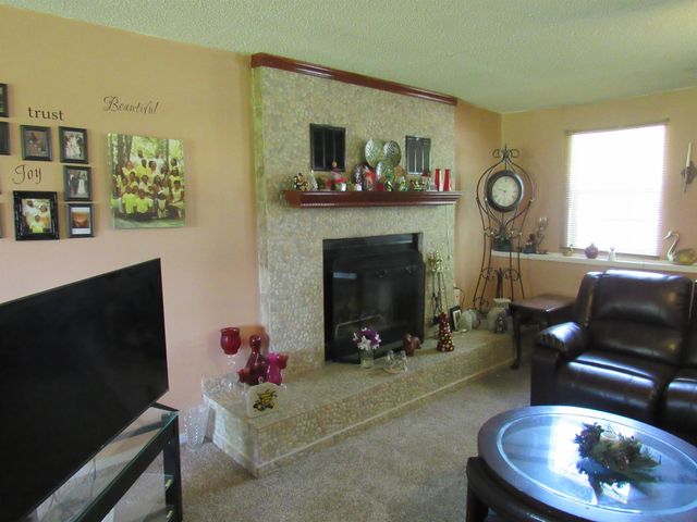 2861 Fairmount Ave, Wichita, KS 67220