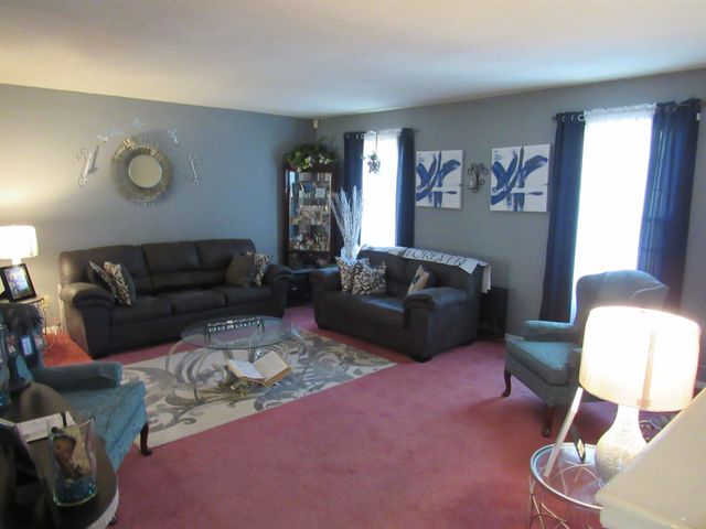 2861 Fairmount Ave, Wichita, KS 67220