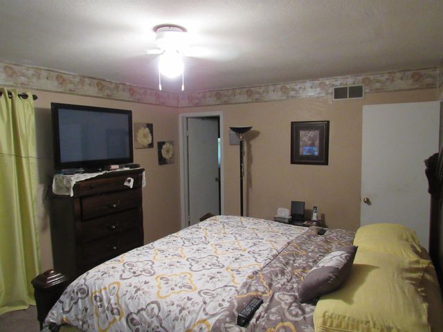 2861 Fairmount Ave, Wichita, KS 67220