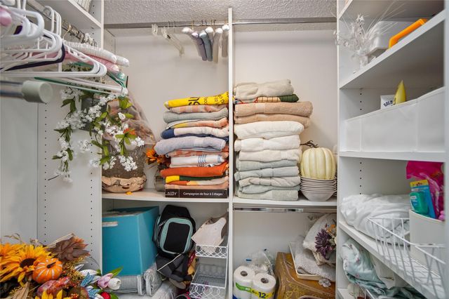 3510 Oaks Way 802, Pompano Beach, FL 33069