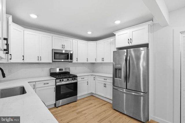 48 5 TH ST, Fords, NJ 08863