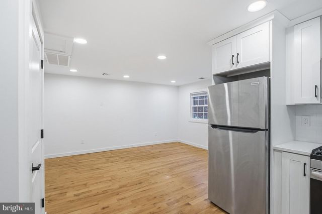 48 5 TH ST, Fords, NJ 08863