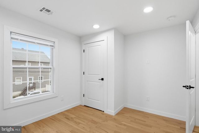 48 5 TH ST, Fords, NJ 08863