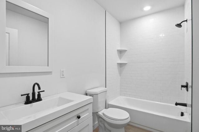 48 5 TH ST, Fords, NJ 08863