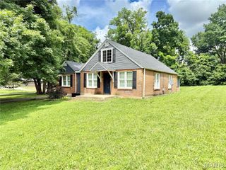 904 Vernon Street, Farmington, MO 63640