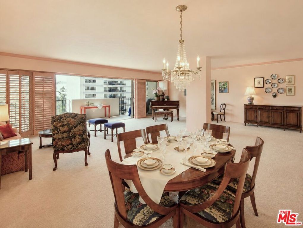 Image 11 of property listing at 10450 Wilshire Boulevard 10J, Los Angeles, CA 90024