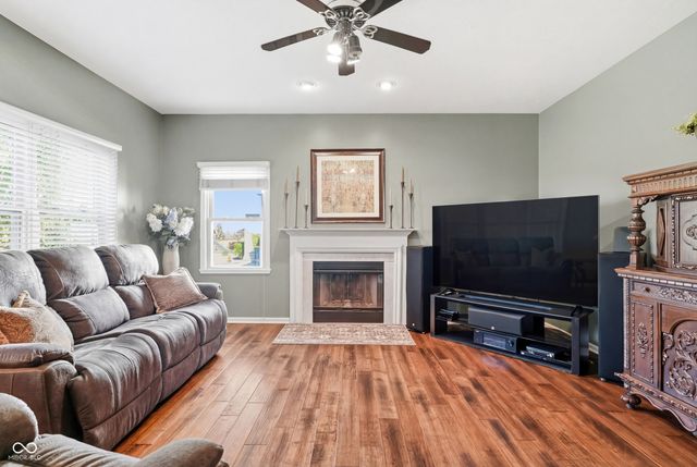 10503 Greenway Drive, Fishers, IN 46037