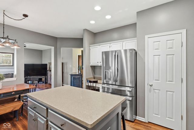 10503 Greenway Drive, Fishers, IN 46037