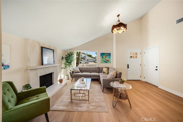 361 Calle Caballeros, Walnut, CA 91789