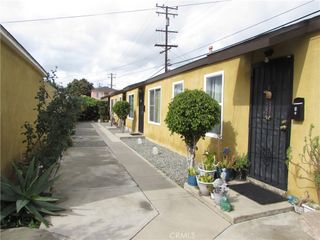 5115 Loma Vista, Maywood, CA 90270