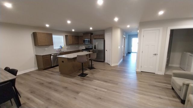 121 Cornerstone Drive, Hampshire, IL 60140