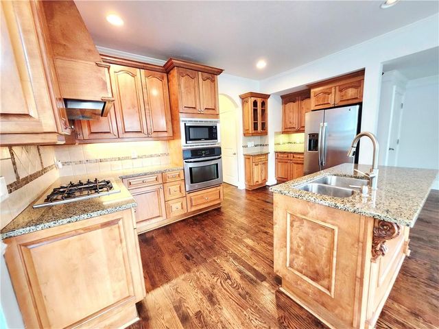 3306 Chastain Ridge Drive, Marietta, GA 30066