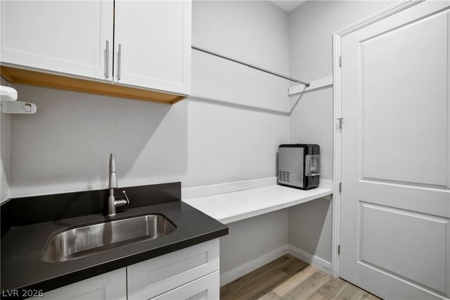 432 North Racetrack Road, Henderson, NV 89015