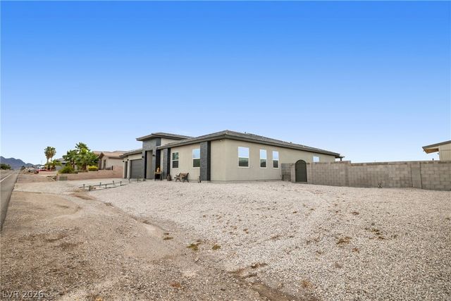 432 North Racetrack Road, Henderson, NV 89015