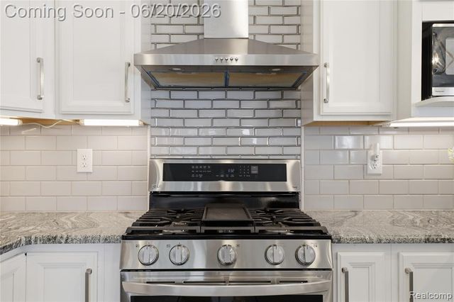 16289 Whitehead Drive, Linden, MI 48451