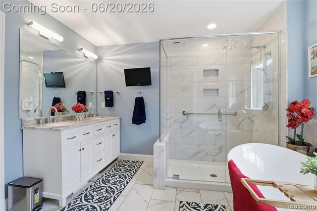 16289 Whitehead Drive, Linden, MI 48451