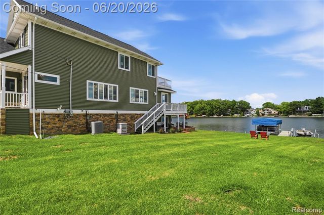 16289 Whitehead Drive, Linden, MI 48451
