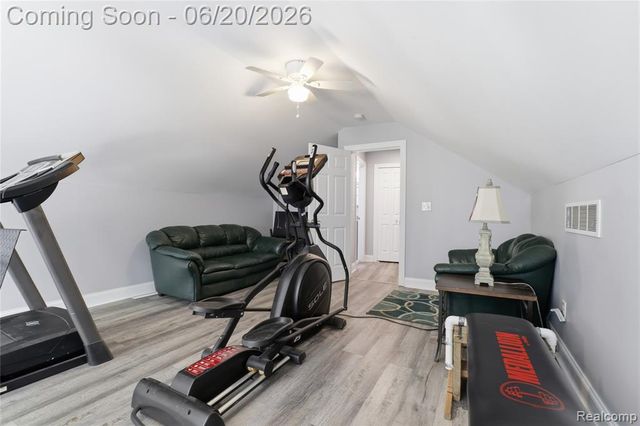 16289 Whitehead Drive, Linden, MI 48451