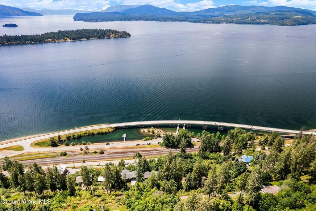 260 Highland Ave, Hope, ID 83836 photo 13