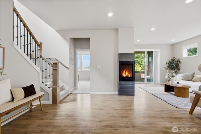 4313 235th Place SE, Bothell, WA 98021
