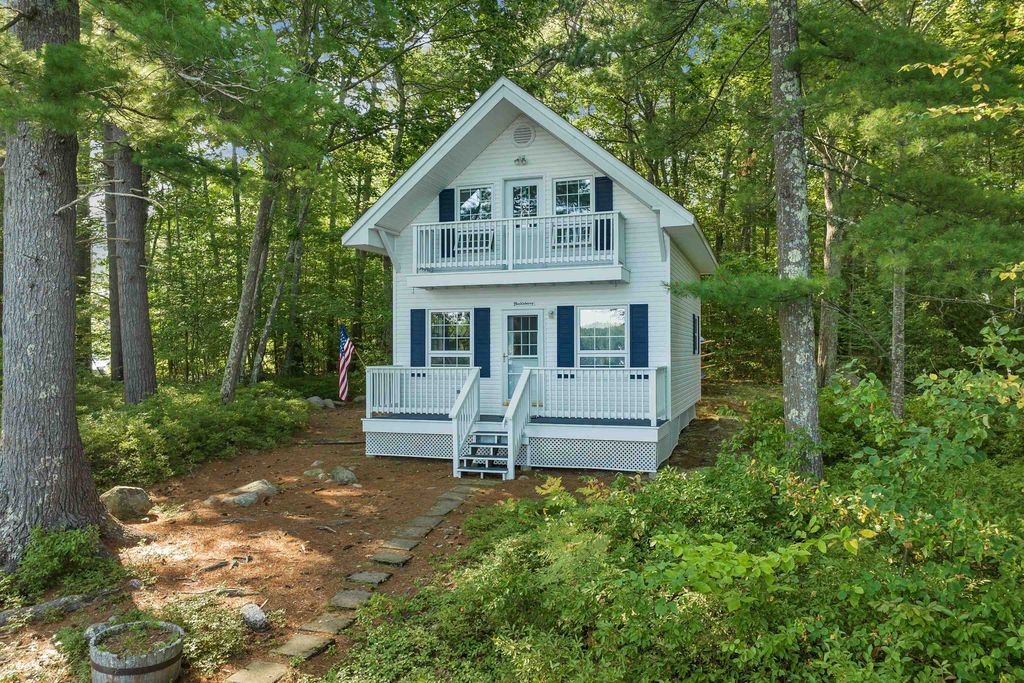 10 Pitchwood Island, Meredith, NH 03253