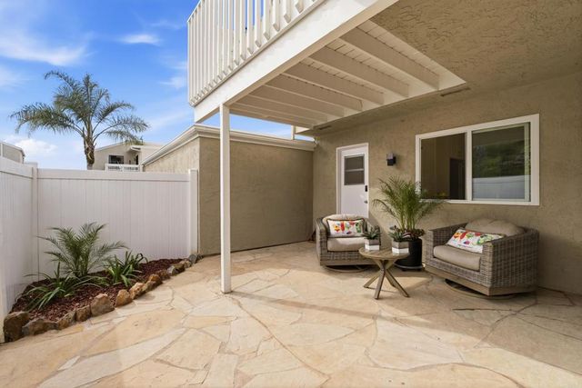 1089 Woodlake Drive, Cardiff By The Sea, CA 92007