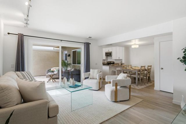 1089 Woodlake Drive, Cardiff By The Sea, CA 92007