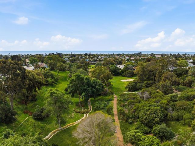 1089 Woodlake Drive, Cardiff By The Sea, CA 92007