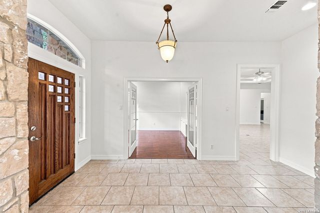 23369 ANGOSTURA BLVD, San Antonio, TX 78261