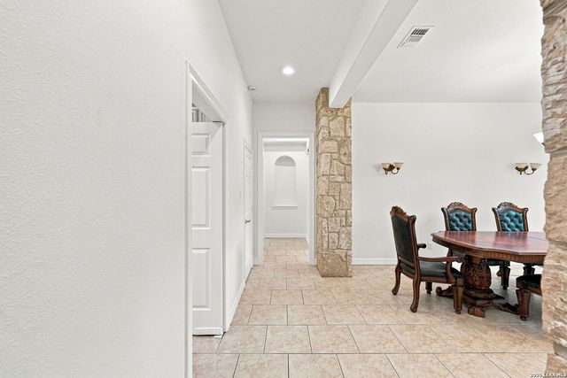 23369 ANGOSTURA BLVD, San Antonio, TX 78261