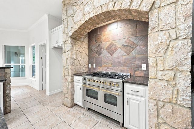 23369 ANGOSTURA BLVD, San Antonio, TX 78261