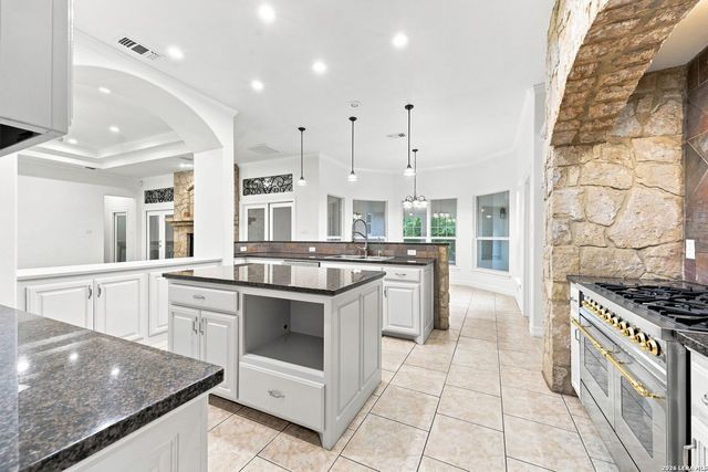 23369 ANGOSTURA BLVD, San Antonio, TX 78261