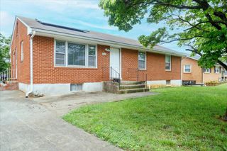 5702 Santa Anita TER, Roanoke, VA 24012