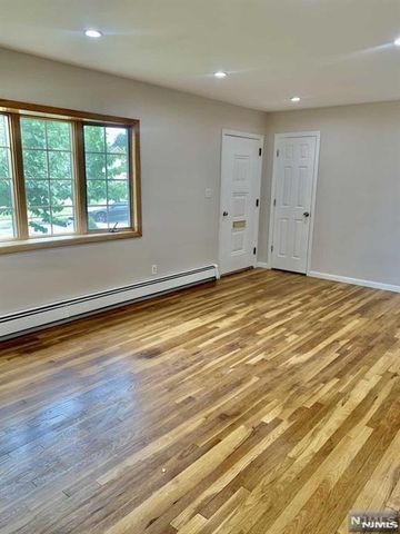 487 Steinway Road, Saddle Brook, NJ 07663