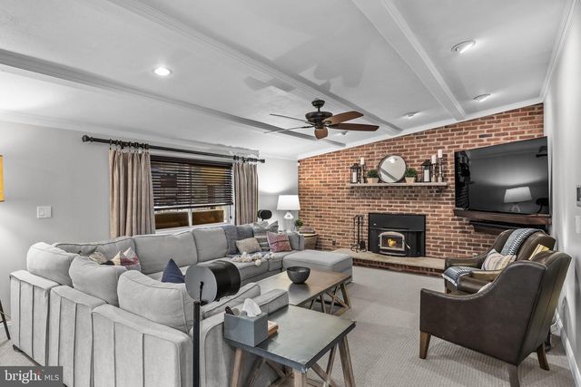 2407 RIVERTON RD, Cinnaminson, NJ 08077