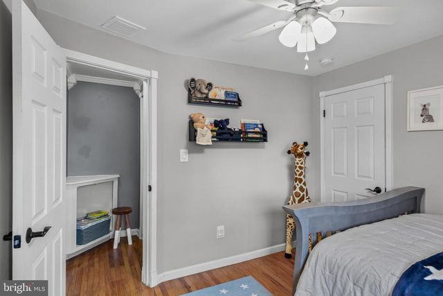 2407 RIVERTON RD, Cinnaminson, NJ 08077