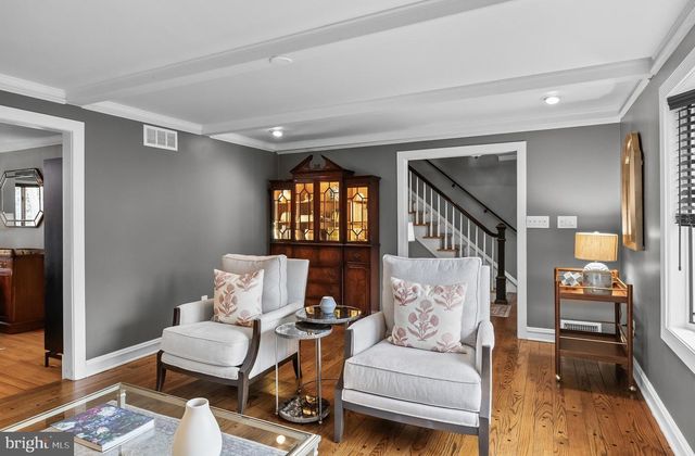 2407 RIVERTON RD, Cinnaminson, NJ 08077